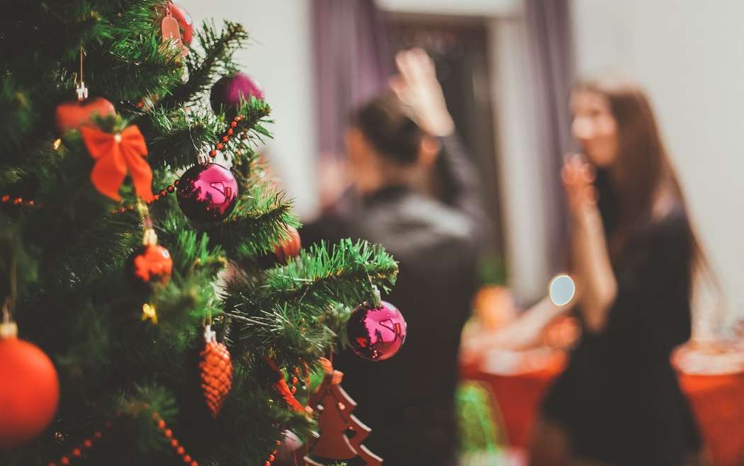 11 tips for planning the best Christmas work party